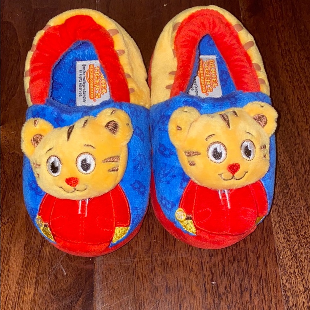 DANIEL TIGER SLIPPERS